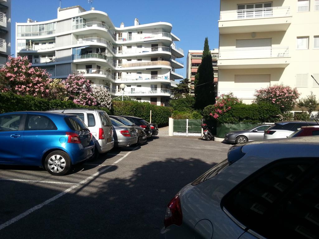 Le Palais Du Tropique Apartment Juan-les-Pins Luaran gambar